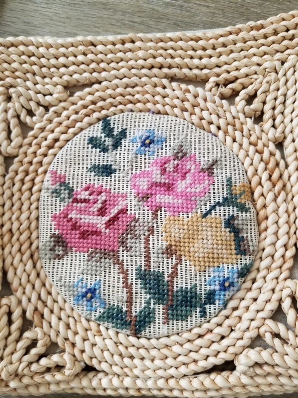 Vintage Cross Stitch Embroidery Boho Straw Shoulder Bag Cottagecore - Picture 7 of 12